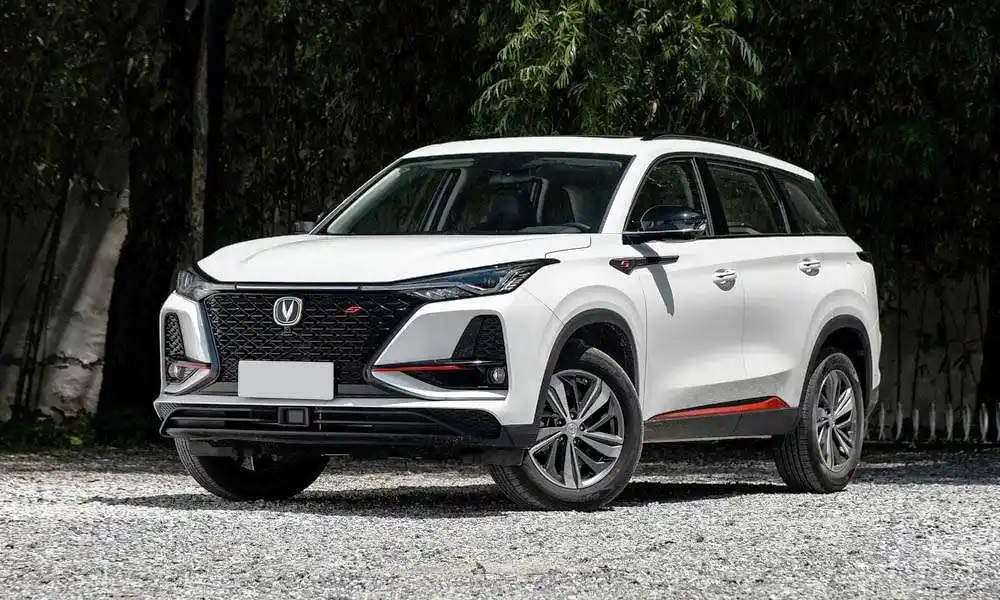 Changan CS75Plus с салона по цене от 1 740 000 рублей