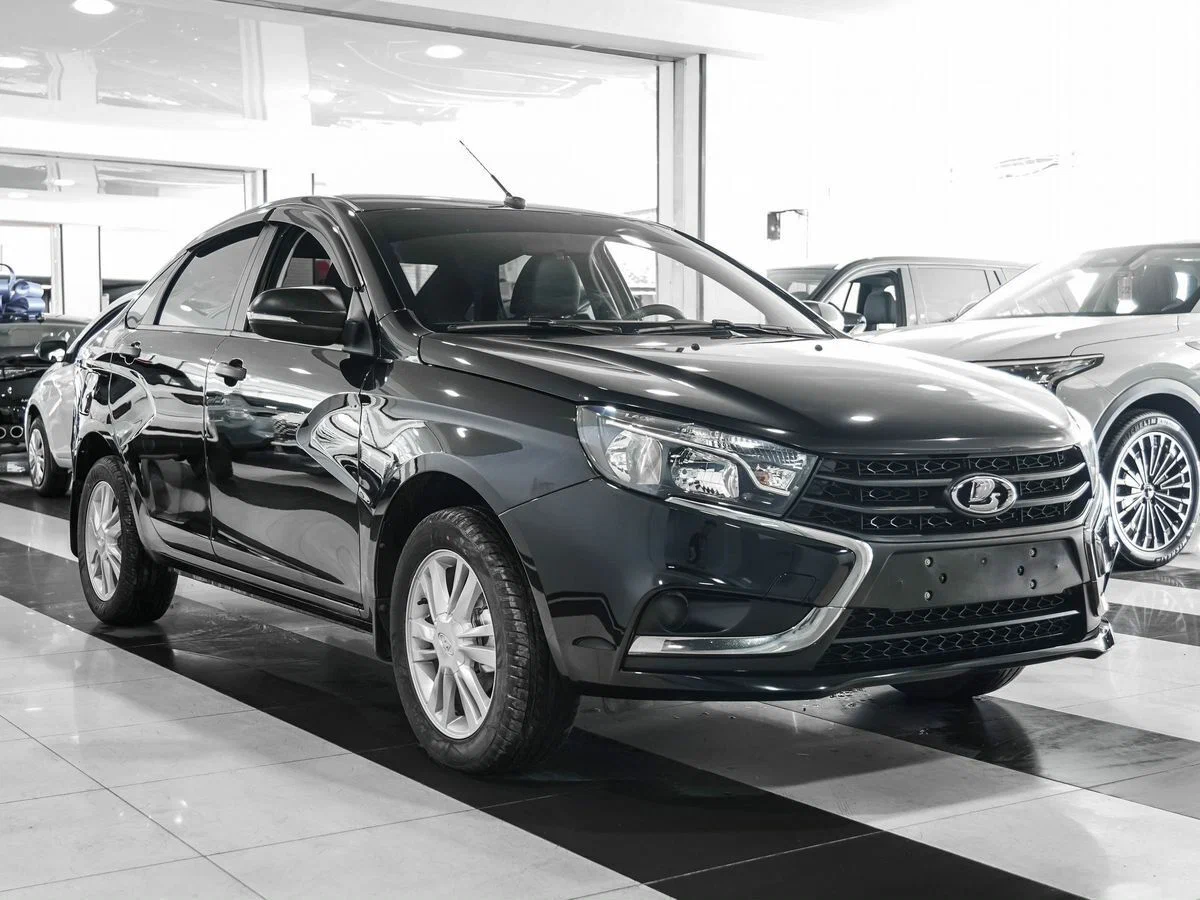 Lada Vesta CNG купить по цене от 440 000 рублей